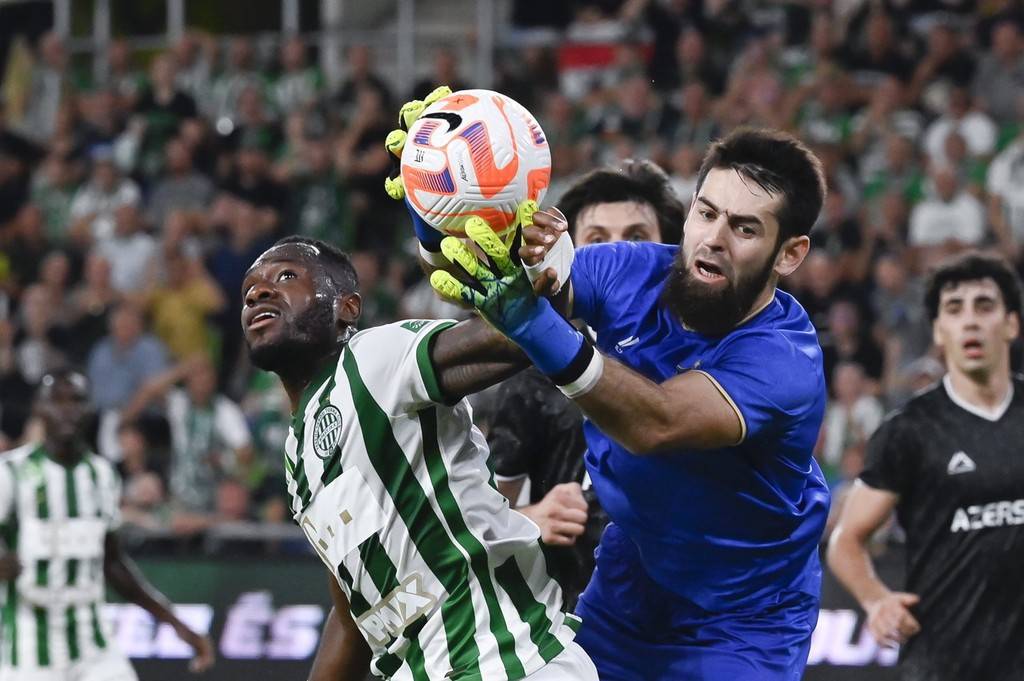 卡拉巴赫：欧冠赛场上的黑马逆袭传奇